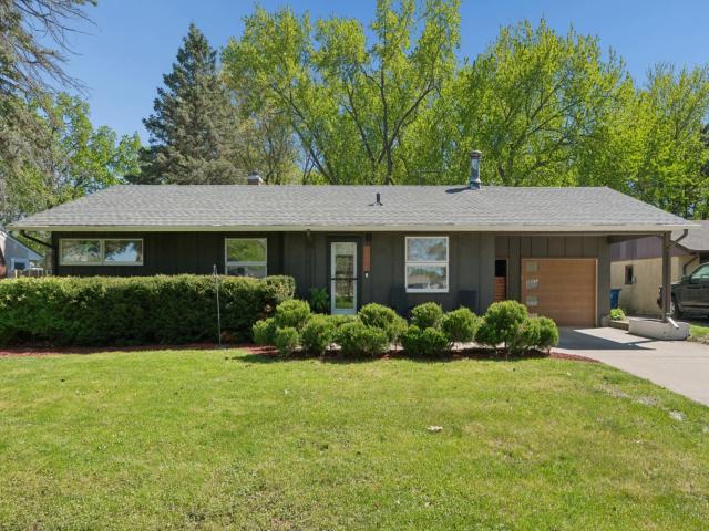 2476 Gisella Boulevard Saint Paul MN 55110 - MLS# 7074025