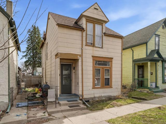 504 Bellows Street Saint Paul MN 55107 - MLS# 7074096