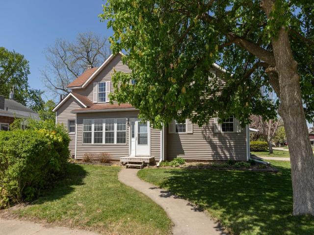311 Center Avenue S Eyota MN 55934 - MLS# 7074160