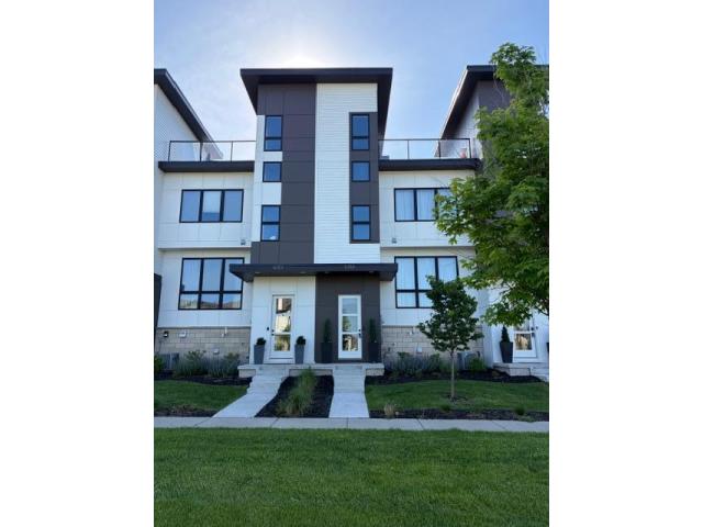 16158 Eagleview Drive Lakeville MN 55044 - MLS# 7074254