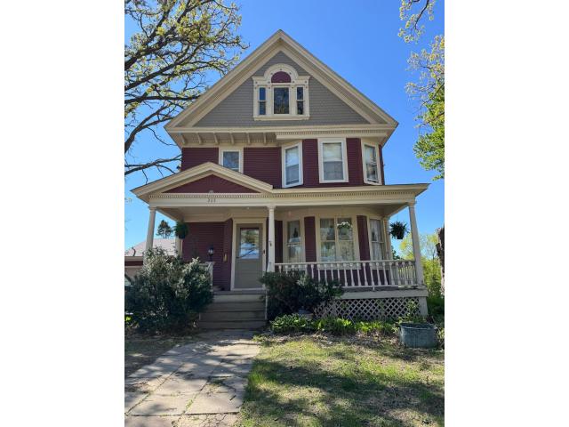 303 E Academy Street Owatonna MN 55060 - MLS# 7074355