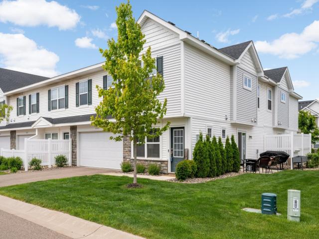 1227 Lower 143rd Street E Rosemount MN 55068 - MLS# 7074368