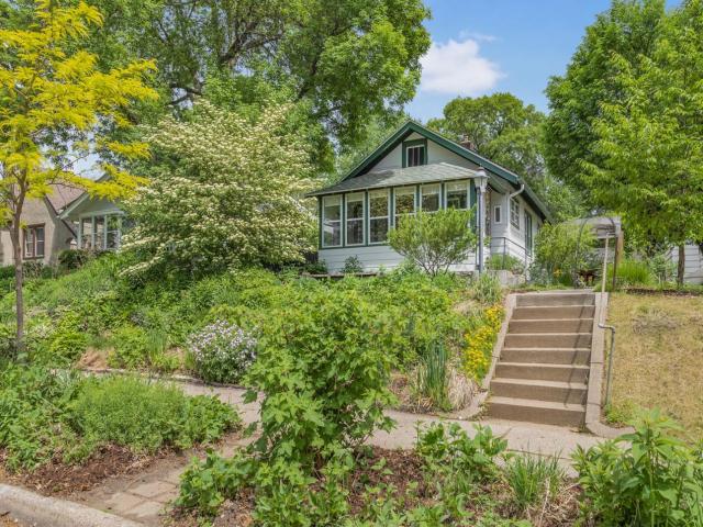3323 Buchanan Street NE Minneapolis MN 55418 - MLS# 7074585