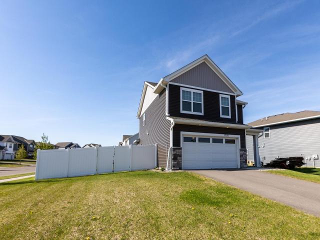 1702 Athens Terrace Shakopee MN 55379 - MLS# 7074632