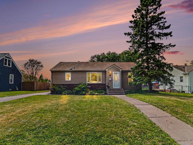 1009 Marshall Avenue Saint Paul Park MN 55071 - MLS# 7074664
