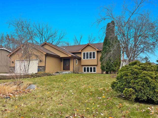 17446 Goldenview Avenue Lakeville MN 55044 - MLS# 7074700