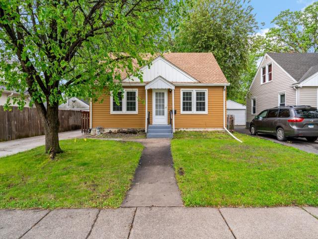 1131 Kingsford Street Saint Paul MN 55106 - MLS# 7074859