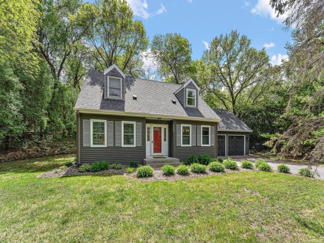 9888 Oak Shore Drive Lakeville MN 55044 - MLS# 7074900