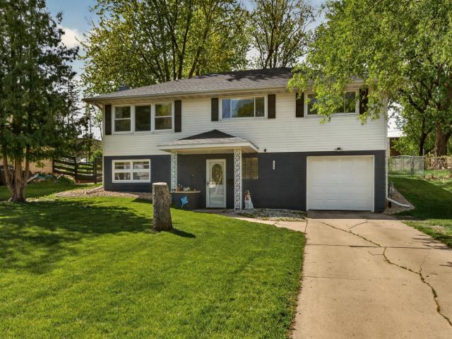 1954 15th Avenue NW Rochester MN 55901 - MLS# 7074936