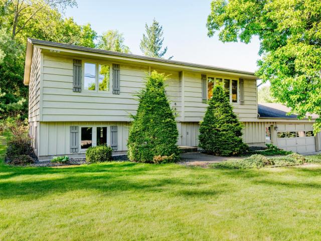 688 W Wentworth Avenue Saint Paul MN 55118 - MLS# 7075044