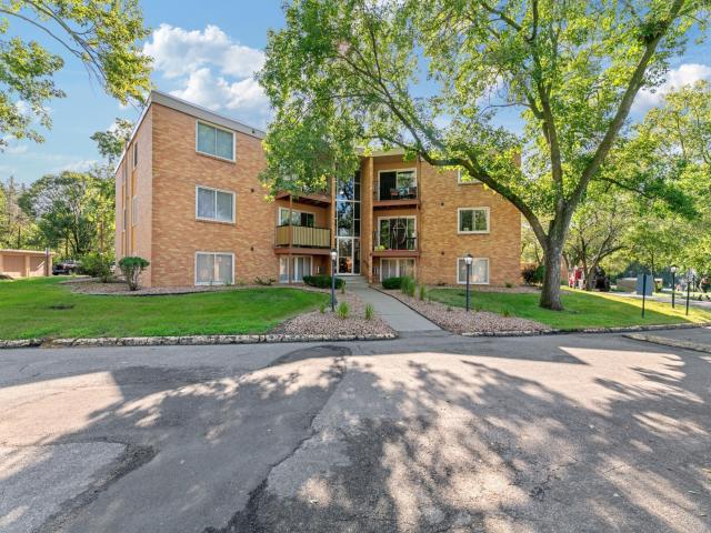 9143 Highway 55 Unit 305 Minneapolis MN 55427 - MLS# 7075144