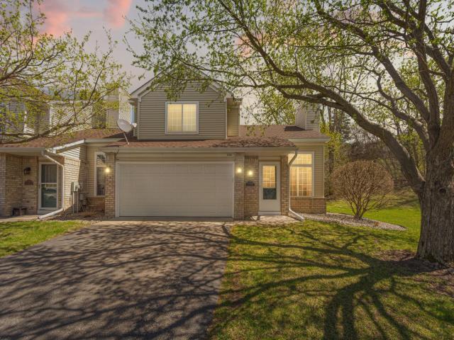 15325 Greenhaven Lane Unit 106 Burnsville MN 55306 - MLS# 7075309