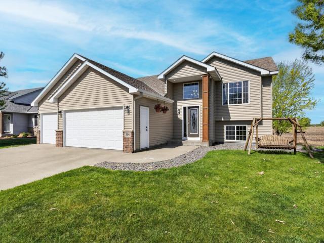 306 Kennedy Avenue NW New Prague MN 56071 - MLS# 7075345