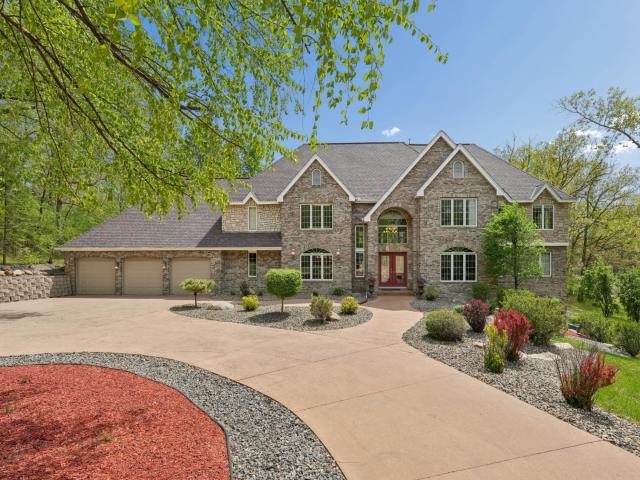 18751 Knollwood Circle Lakeville MN 55044 - MLS# 7075428