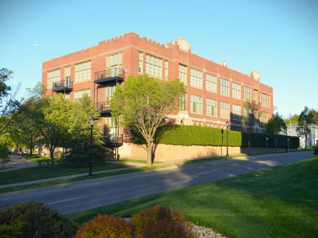 523 East Avenue Unit 102 Red Wing MN 55066 - MLS# 7075446