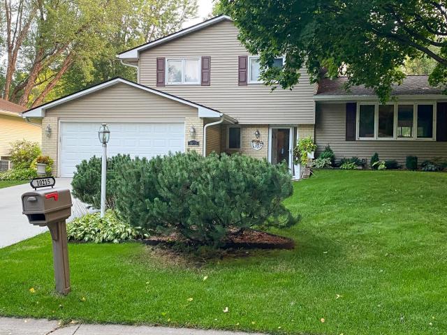 10215 39th Avenue N Plymouth MN 55441 - MLS# 7075711