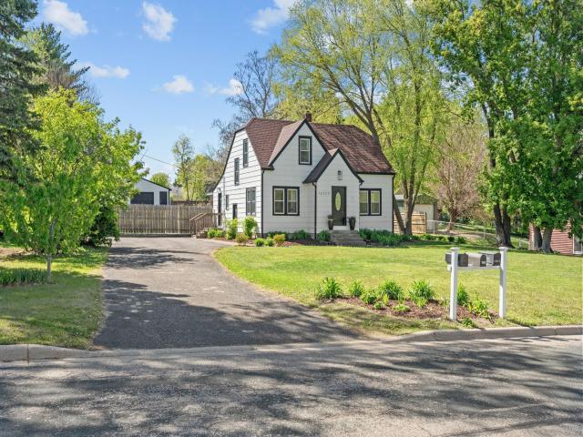 16220 West Avenue SE Prior Lake MN 55372 - MLS# 7075832