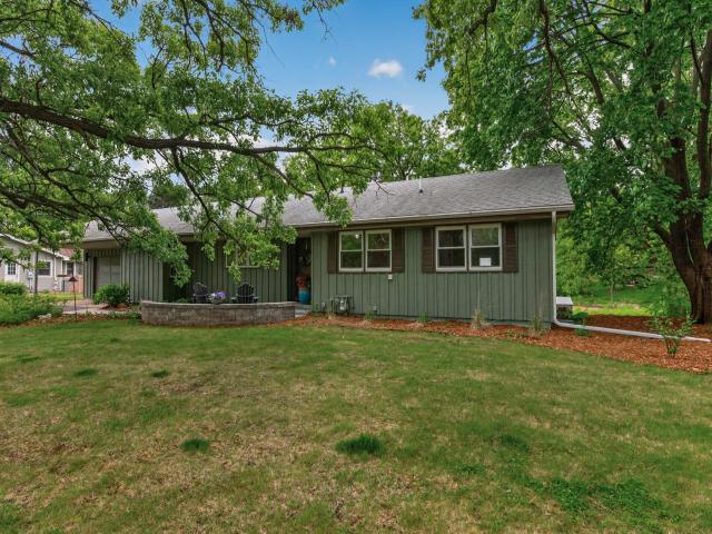 1842 Beecher Drive Saint Paul MN 55122 - MLS# 7075924