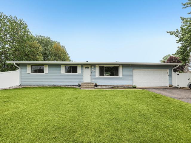 6847 8th Street Lane N Oakdale MN 55128 - MLS# 7076039