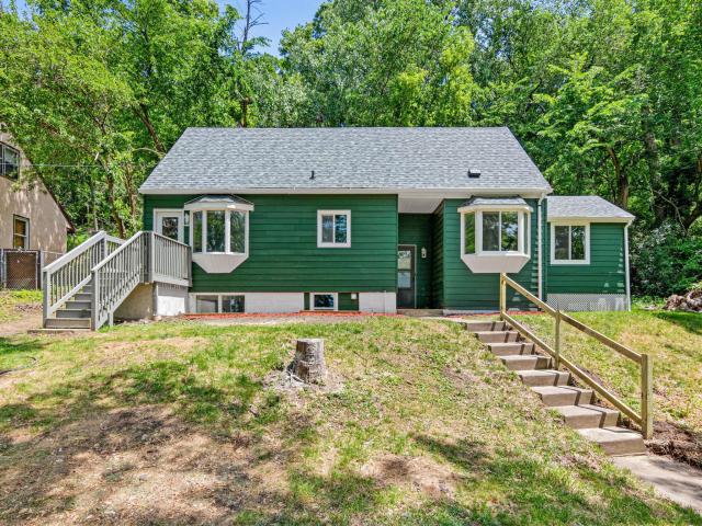 820 Point Douglas Road S Saint Paul MN 55119 - MLS# 7076125