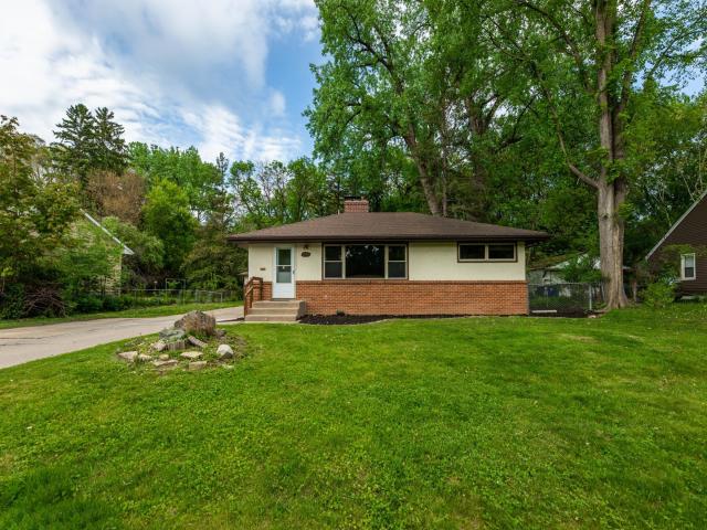 3947 Hayes Street NE Minneapolis MN 55421 - MLS# 7076134
