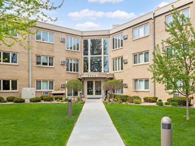 4360 Brookside Court Unit 105 Edina MN 55436 - MLS# 7076143