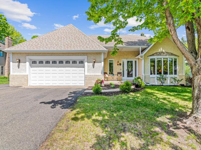 645 Lake Pine Drive Saint Paul MN 55126 - MLS# 7076219