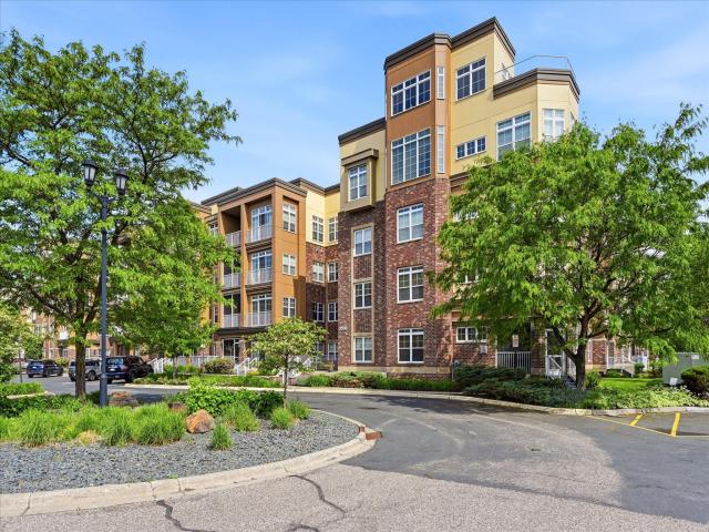 2550 38th Avenue NE Unit 213 Minneapolis MN 55421 - MLS# 7076280