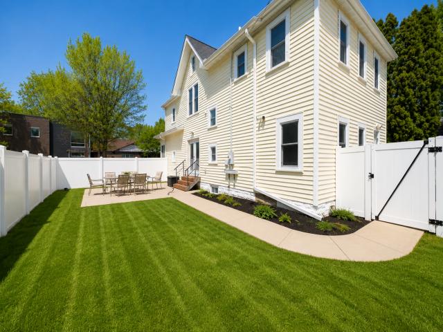 1414 Xerxes Avenue N Minneapolis MN 55411 - MLS# 7076382