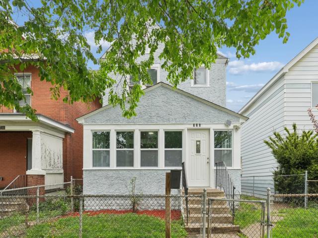 731 Thomas Avenue Saint Paul MN 55104 - MLS# 7076438