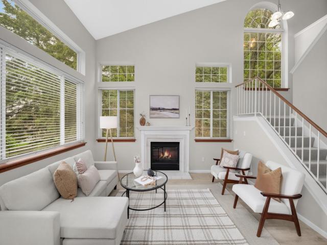 2198 Water Lilly Lane Eagan MN 55122 - MLS# 7076568