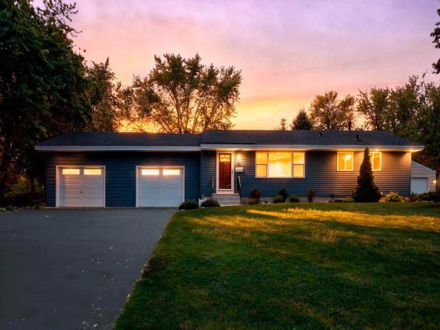 942 7th Avenue E Shakopee MN 55379 - MLS# 7076691