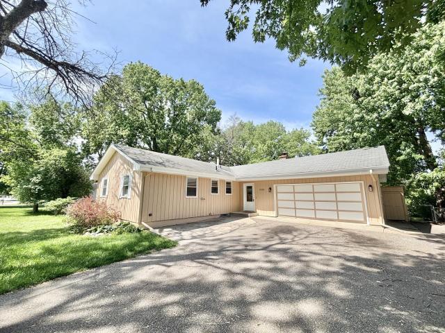 3225 Lanewood Lane N Minneapolis MN 55447 - MLS# 7076712