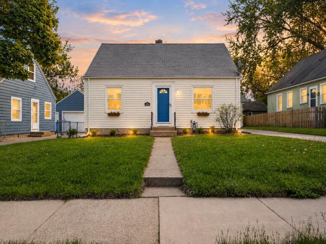 1108 Oakdale Avenue Saint Paul MN 55118 - MLS# 7076788
