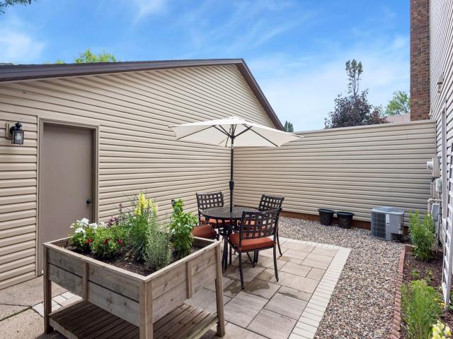 4681 Horten Point Eagan MN 55122 - MLS# 7076842