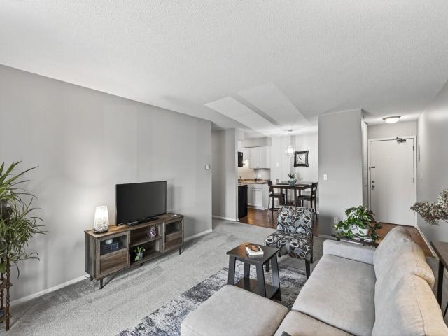 7412 W 22nd Street Unit 104 Saint Louis Park MN 55426 - MLS# 7076933