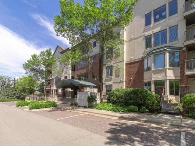 5225 Grandview Square Unit 414 Minneapolis MN 55436 - MLS# 7076975