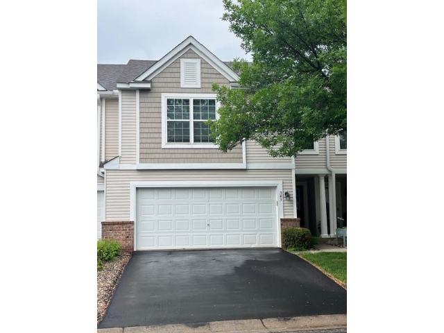 343 Wagon Wheel Lane Chaska MN 55318 - MLS# 7077101