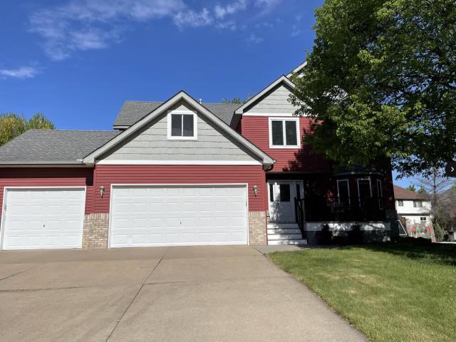 1165 Berwick Lane Mahtomedi MN 55115 - MLS# 7077151