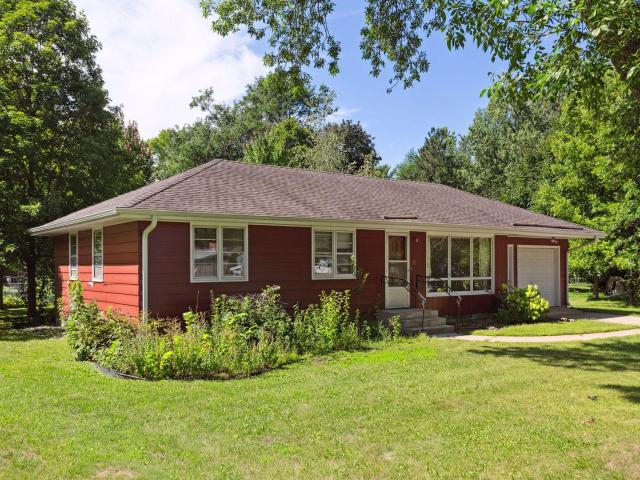 8 Central Lane Northfield MN 55057 - MLS# 7077264