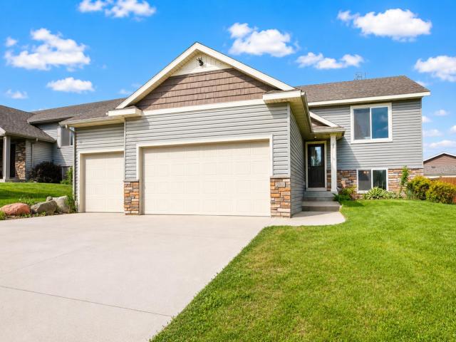 280 Highlands Avenue Zumbrota MN 55992 - MLS# 7077376
