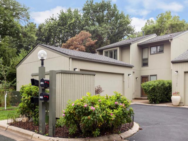 11140 Abbott Lane Minnetonka MN 55343 - MLS# 7077398