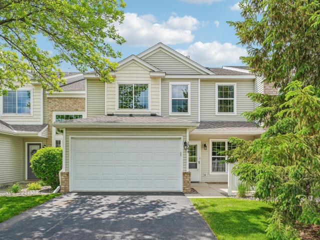 2744 Wagon Wheel Trail Chaska MN 55318 - MLS# 7077462