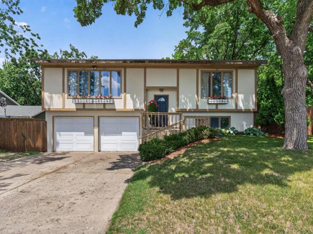 1509 133rd Lane NE Andover MN 55304 - MLS# 7077469