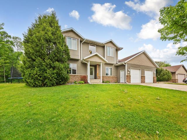 1540 Greenleaf Road Owatonna MN 55060 - MLS# 7077638