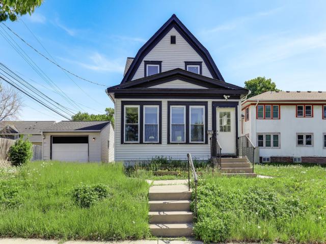 2213 Oak Park Avenue N Minneapolis MN 55411 - MLS# 7077794