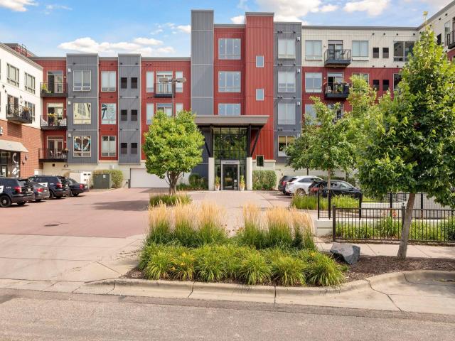 240 Spring Street Unit 203 Saint Paul MN 55102 - MLS# 7077865