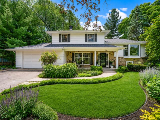 768 Lower Colonial Drive Saint Paul MN 55118 - MLS# 7077954