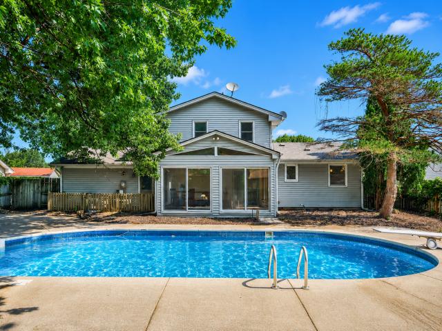 9225 Northwood Parkway Minneapolis MN 55427 - MLS# 7078064