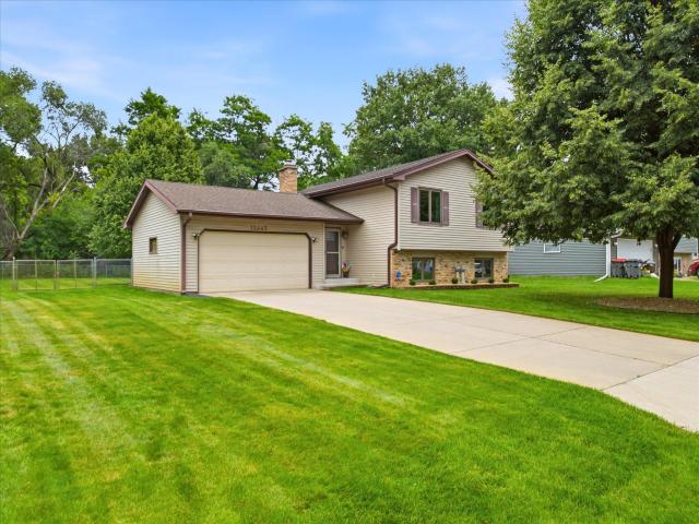 13445 Gladiola Street NW Andover MN 55304 - MLS# 7078236